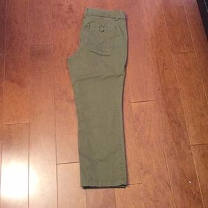 Loft crop cargo pocket. Olive. 6P